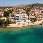 Luxury Beachfront L'amour With Heated Pool Near Sibenik *
