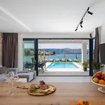 Luxury Beachfront L'amour With Heated Pool Near Sibenik Villa