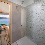 Luxury Beachfront L'amour With Heated Pool Near Sibenik *