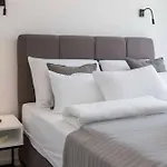 Luxury Beachfront L'amour With Heated Pool Near Sibenik Villa *