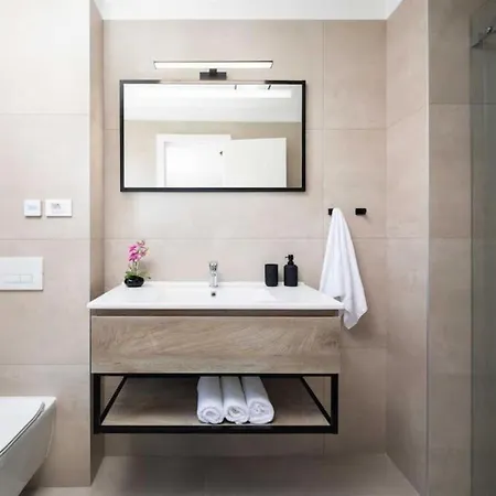 Luxury Seaside L'amour With Pool In Sibenik - *