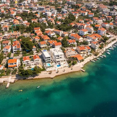 Luxury Seaside L'amour With Pool In Sibenik - Villa