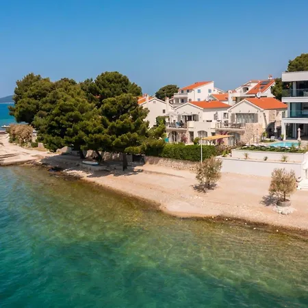 Luxury Seaside L'amour With Pool In Sibenik - Villa