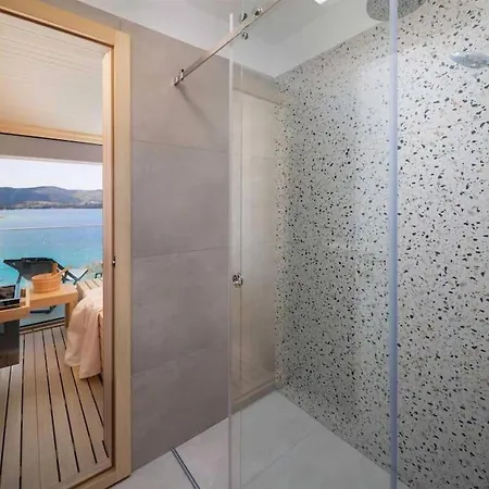Luxury Beachfront L'amour With Heated Pool Near Sibenik *