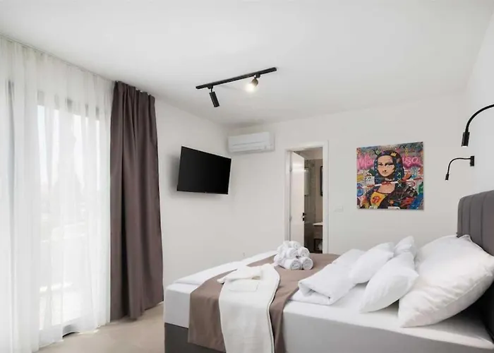 Luxury Seaside L'amour With Pool In Sibenik - * Zaboric