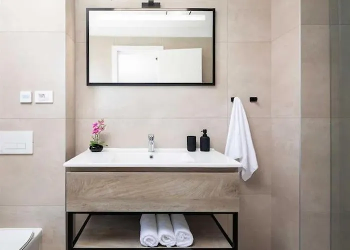 Luxury Seaside L'amour With Pool In Sibenik - *