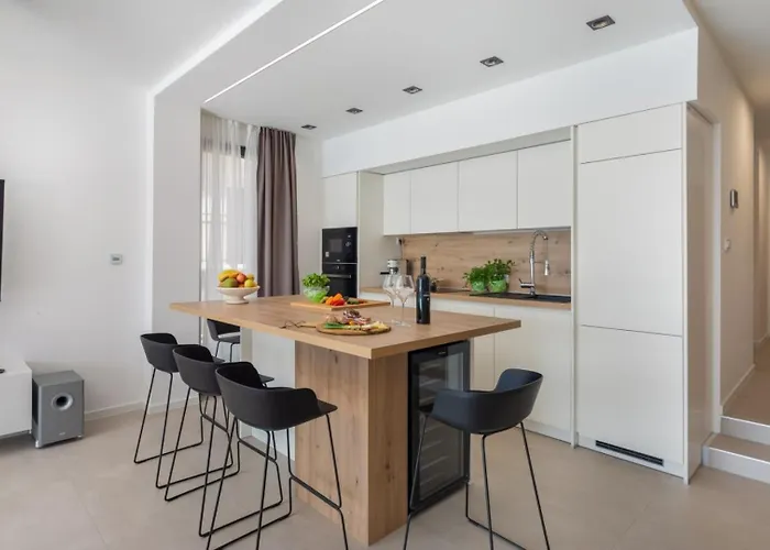 Luxury Seaside L'amour With Pool In Sibenik - * Zaboric