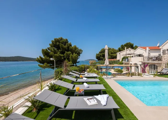 Luxury Seaside L'amour With Pool In Sibenik - Vila