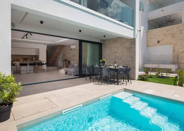 Luxury Seaside L'amour With Pool In Sibenik - Villa *