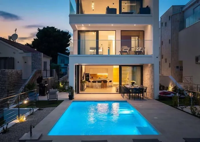 Luxury Seaside L'amour With Pool In Sibenik - Villa Zaboric